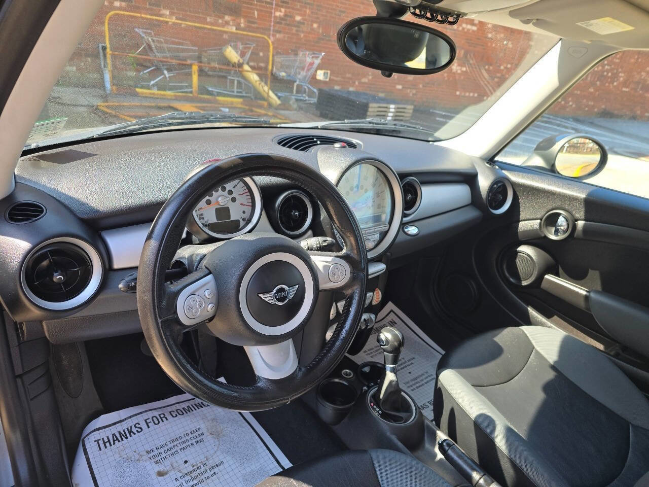 Used 2010 MINI Cooper Hardtop image 17