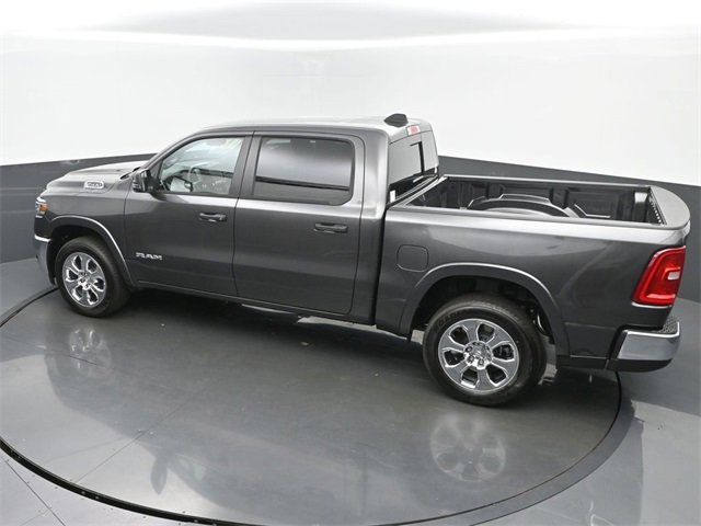 New 2026 RAM 1500 4x4 Crew Cab image 40