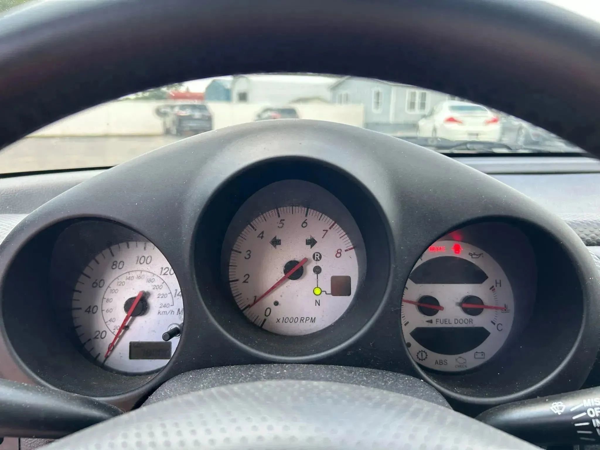 Used 2003 Toyota MR2 RWD image 17