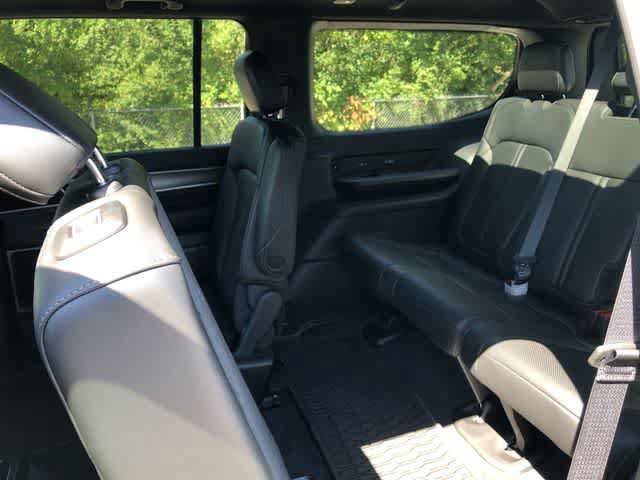 New 2026 Jeep Grand Wagoneer 4WD w/ Quick Order Packge 29V Upland image 38