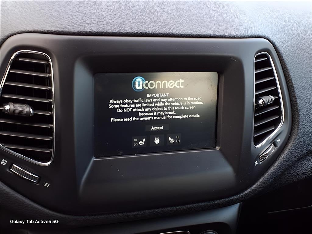 Used 2021 Jeep Compass Sport w/ Cold Weather Group image 12