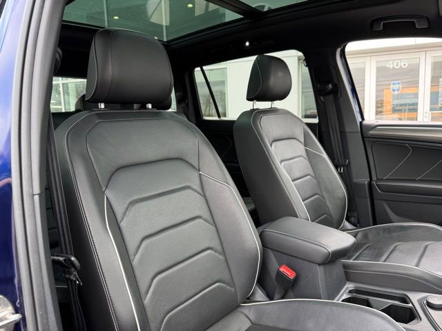 Used 2022 Volkswagen Tiguan SEL R-Line image 26