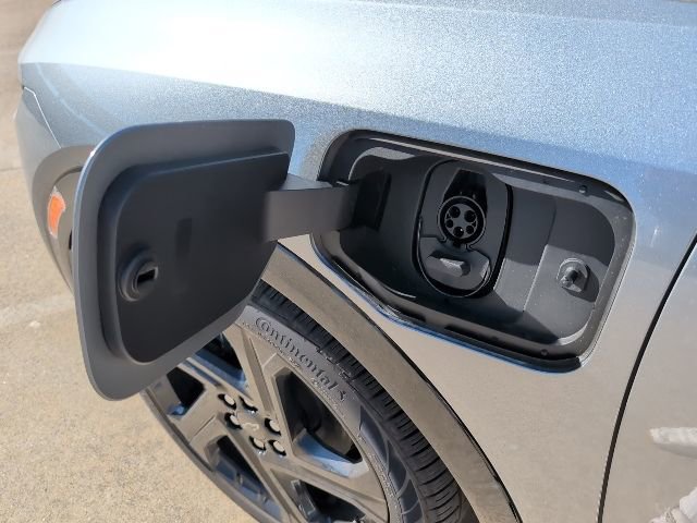 New 2026 Chevrolet Equinox EV RS FWD image 35