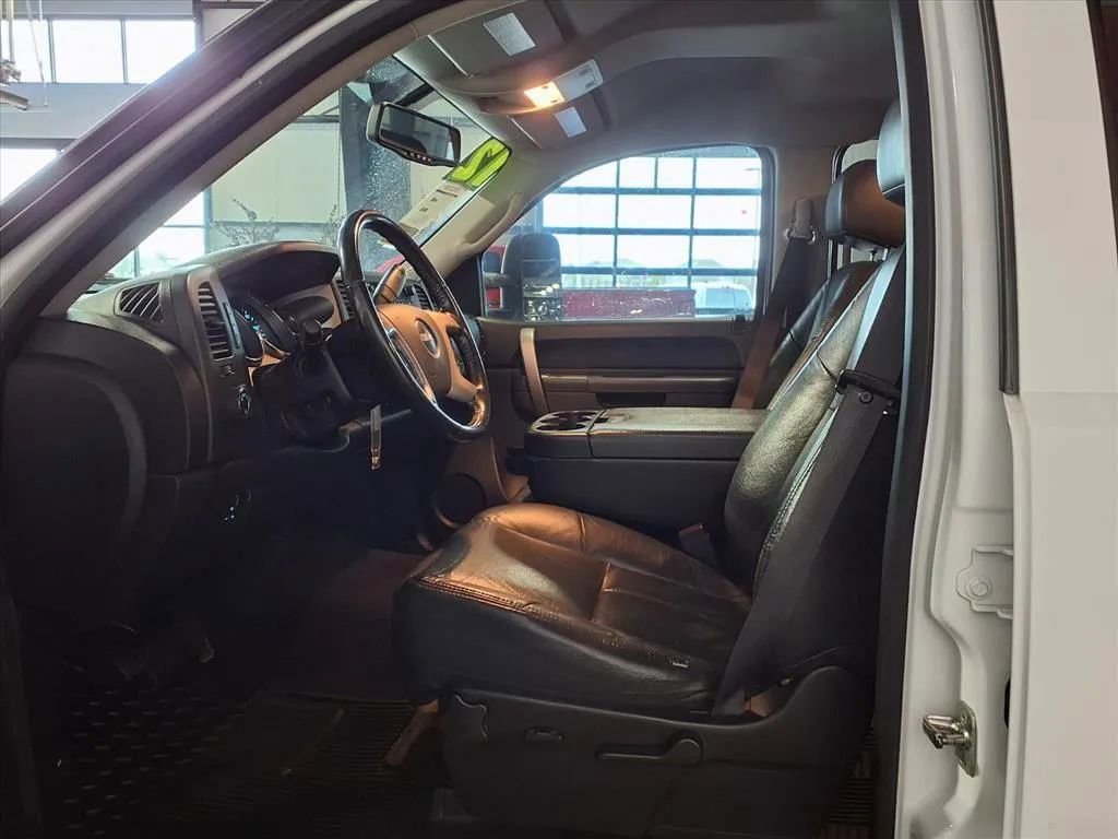 Used 2012 GMC Sierra 2500 SLE w/ SLE Preferred Package image 17