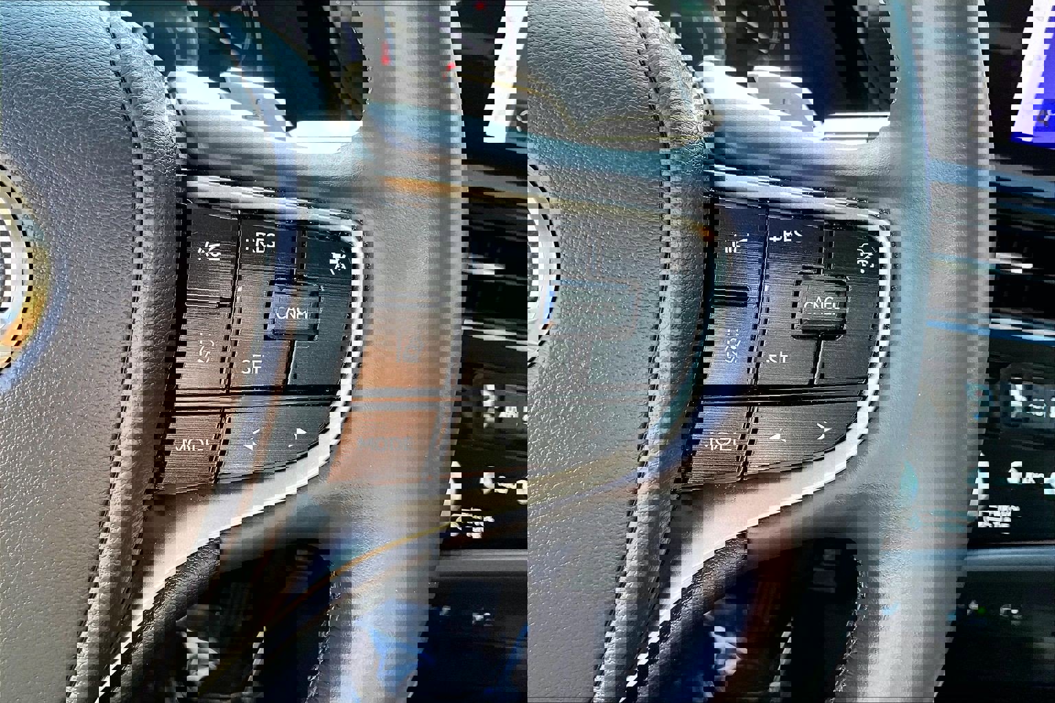 Used 2023 Lexus ES 350 w/ Premium Package image 18