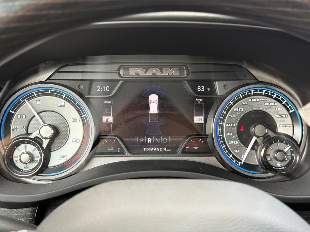 Used 2022 RAM 2500 Limited AWD/4WD image 9
