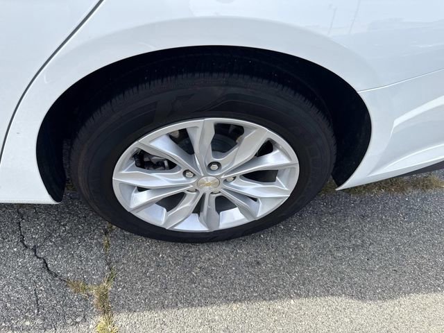 Used 2025 Chevrolet Malibu LT image 16