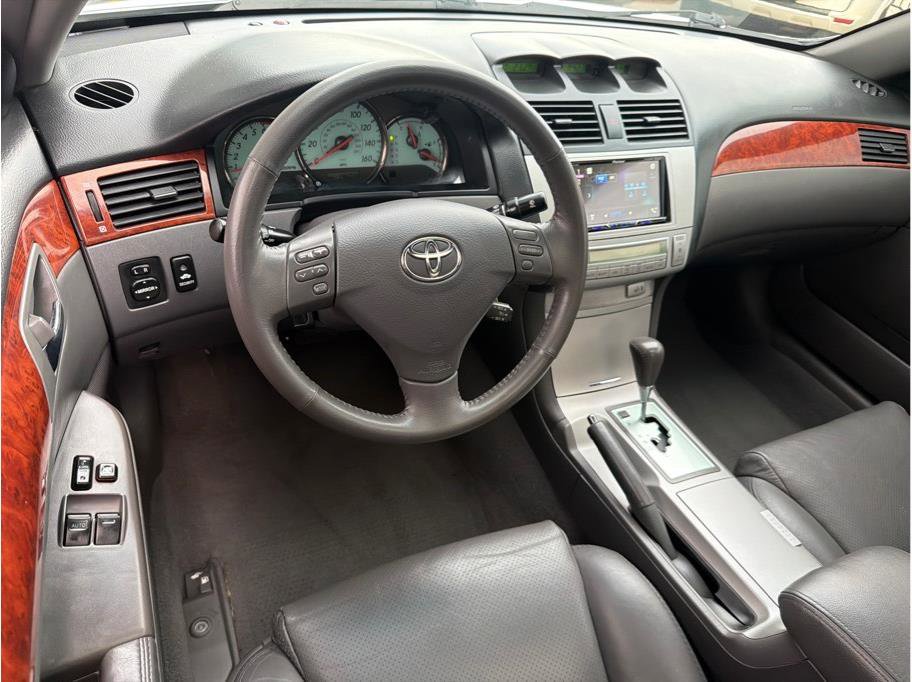 Used 2006 Toyota Solara SLE FWD image 2