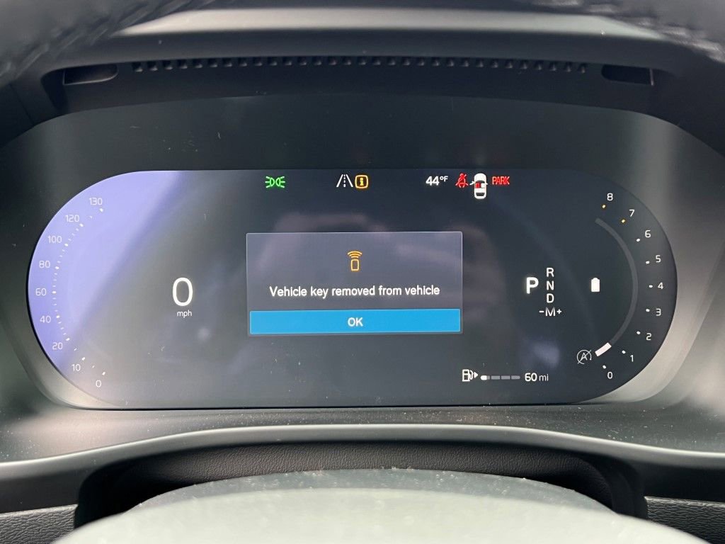 New 2026 Volvo XC40 B5 Ultra w/ Protection Package Premier image 21