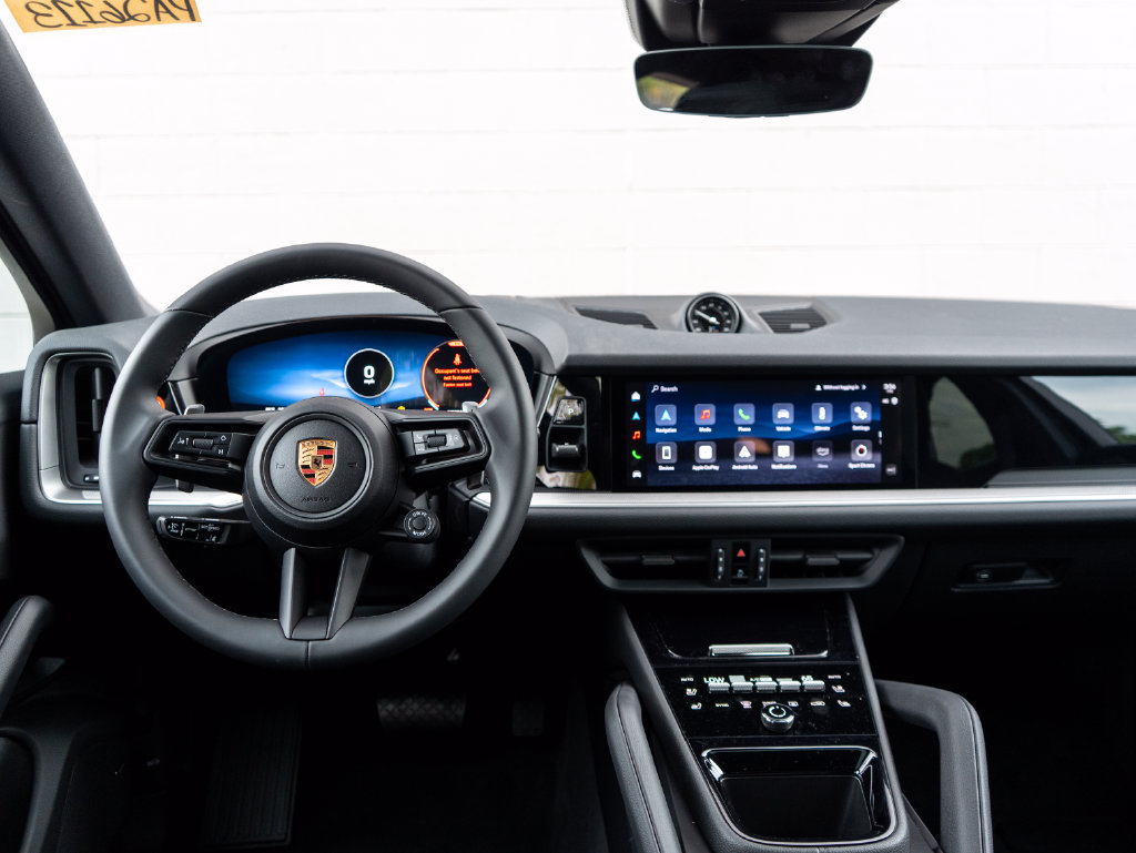 New 2026 Porsche Cayenne Coupe AWD/4WD image 22