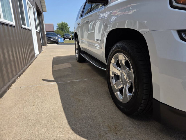 Used 2017 Chevrolet Tahoe Premier w/ Max Trailering Package AWD/4WD image 13