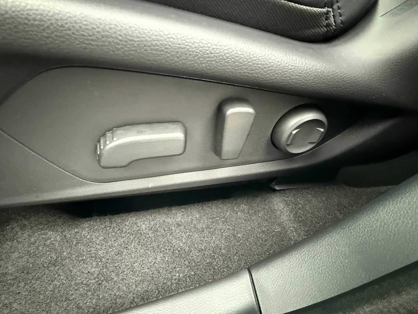 New 2026 Subaru Forester Limited AWD/4WD image 8