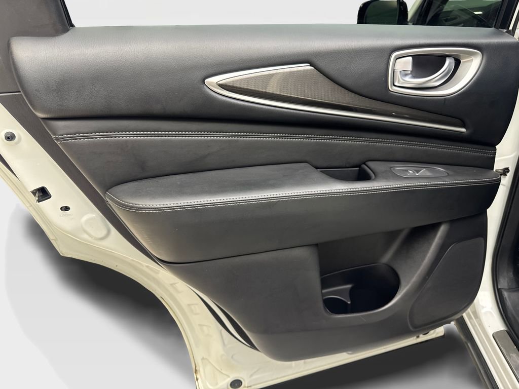 Used 2019 INFINITI QX60 Luxe w/ Essential Package image 37