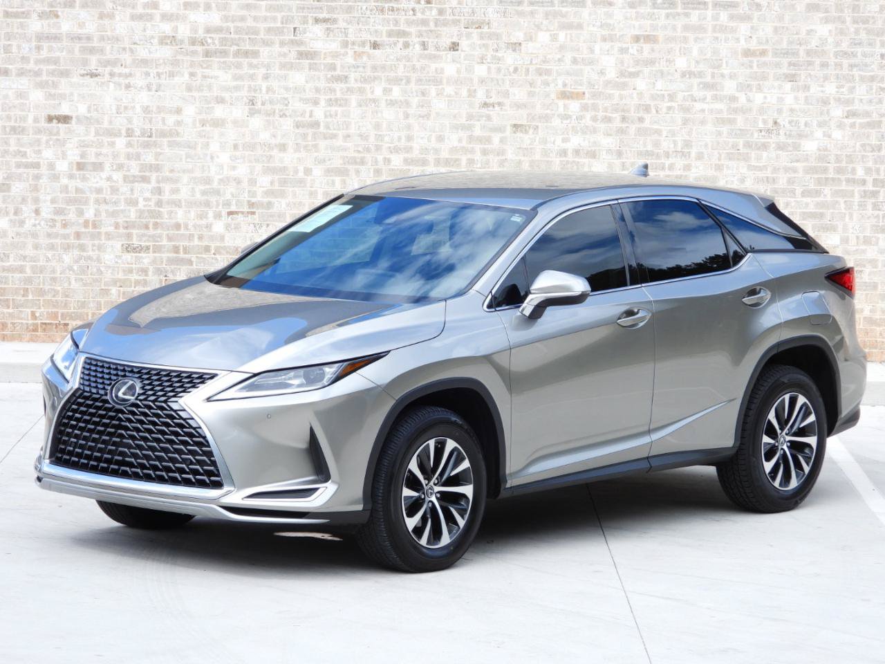 Used 2020 Lexus RX 350 FWD w/ Accessory Package image 18