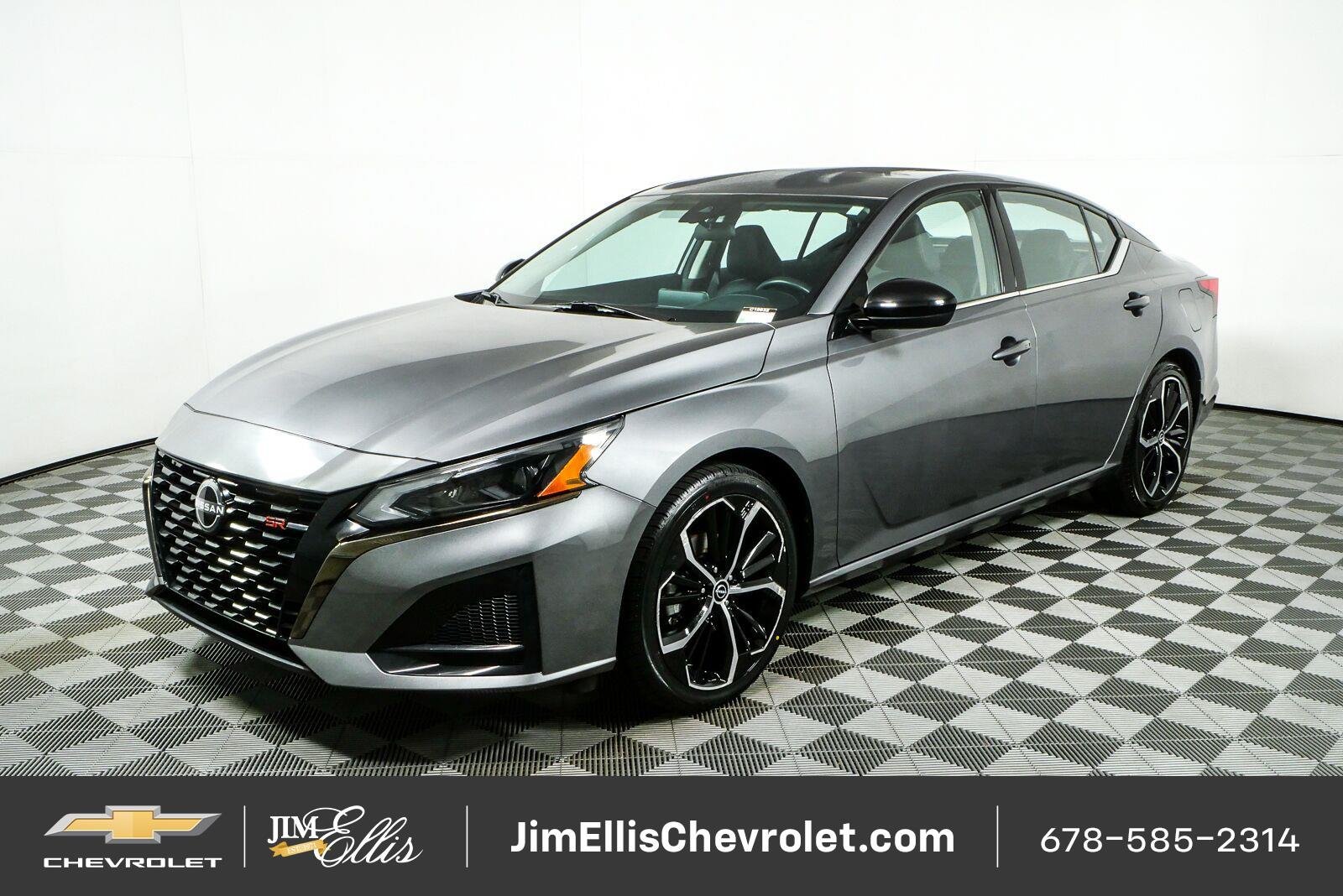 Used 2024 Nissan Altima 2.5 SR FWD image 25