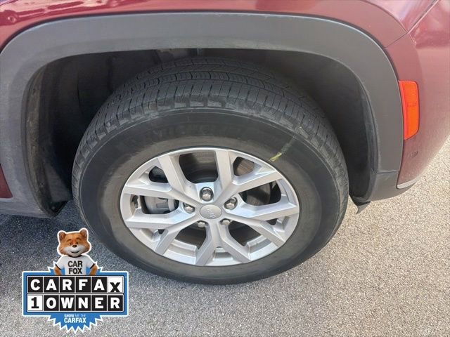 Used 2023 Jeep Grand Cherokee L Limited w/ Luxury Tech Group II image 5
