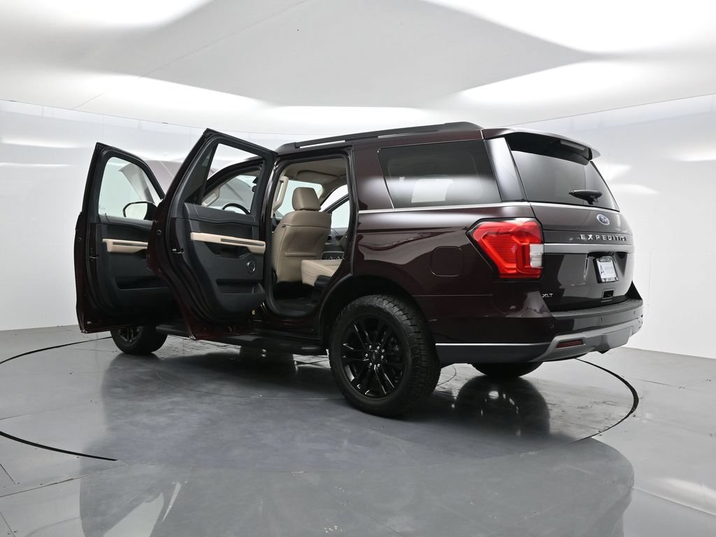 Used 2024 Ford Expedition XLT RWD image 47