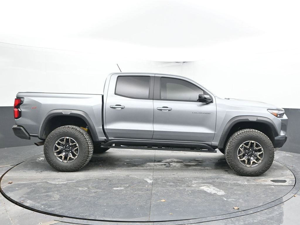 Used 2024 Chevrolet Colorado ZR2 w/ ZR2 Convenience Package III image 12