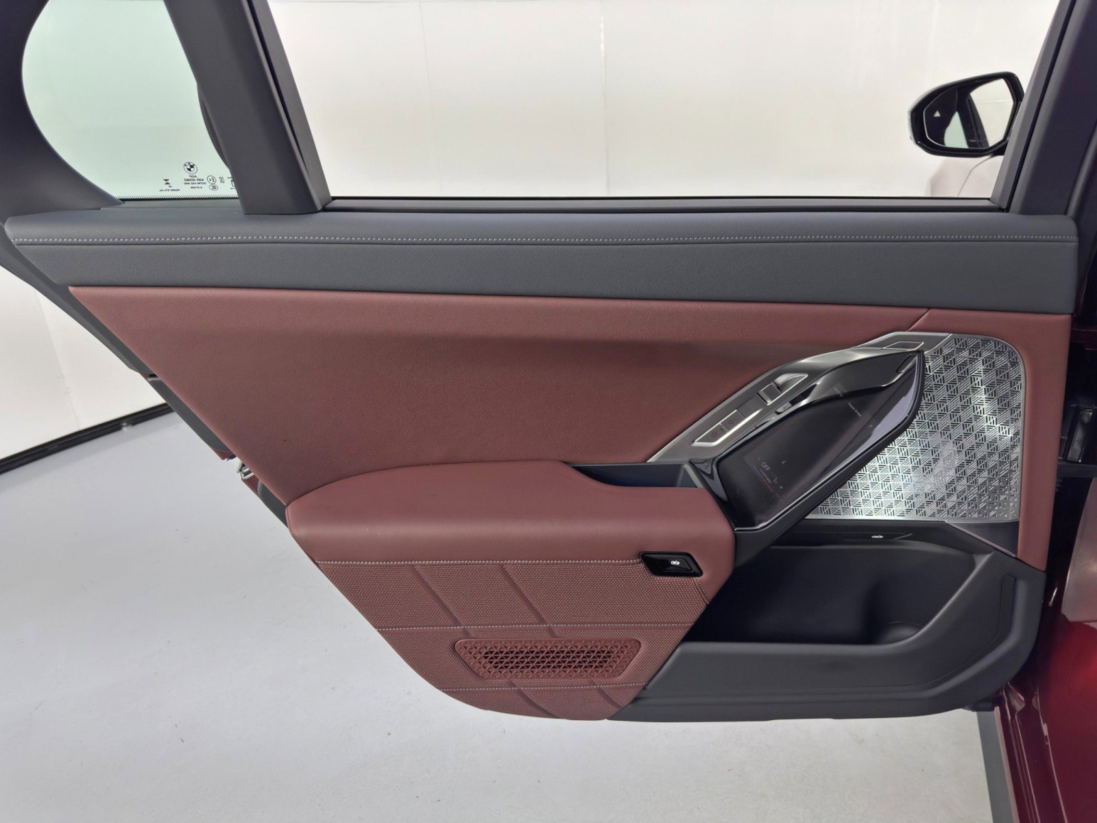 Used 2024 BMW i7 xDrive60 image 56