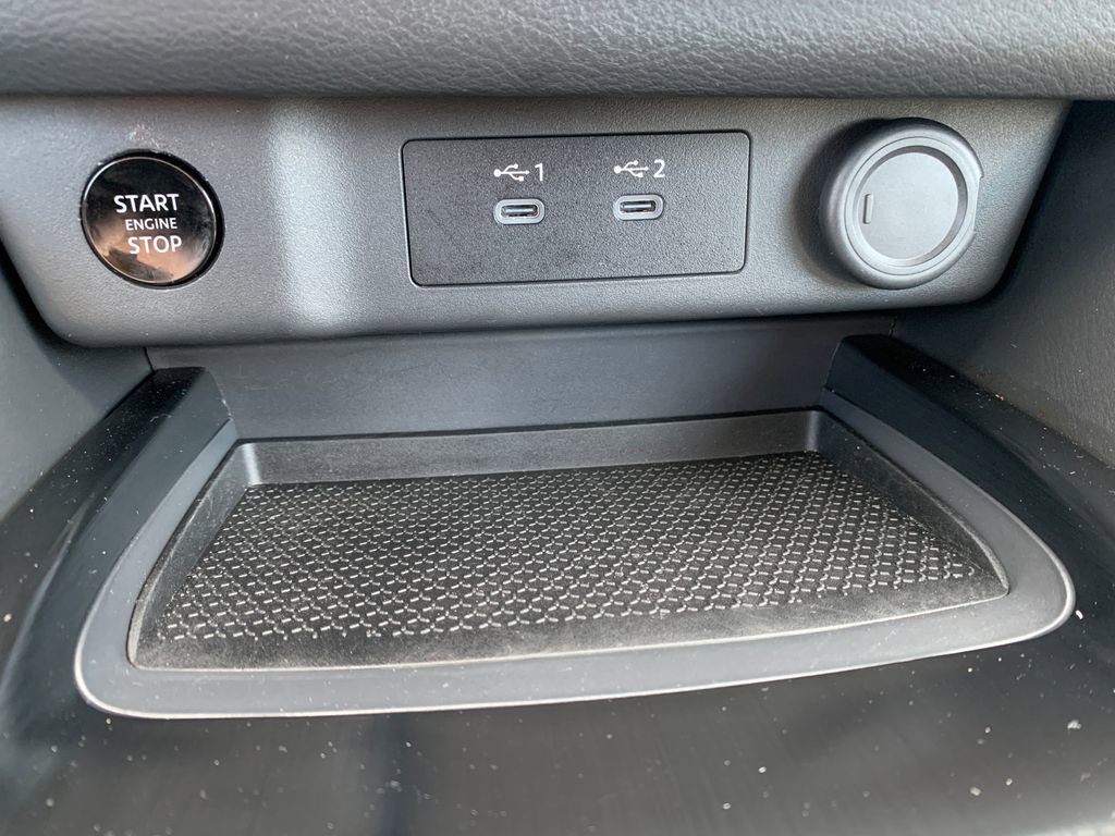 Used 2026 Nissan Rogue SV w/ SV Premium Package image 23