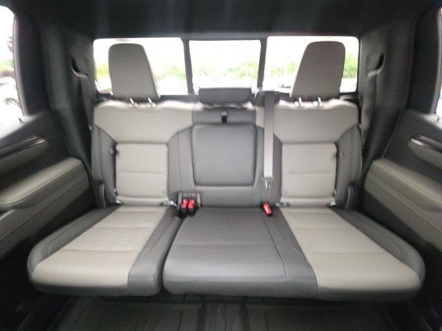 New 2026 Chevrolet Silverado 1500 ZR2 w/ Dark Appearance Package AWD/4WD image 30