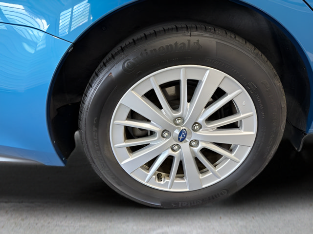 Used 2017 Subaru Impreza 2.0i Premium AWD/4WD image 32