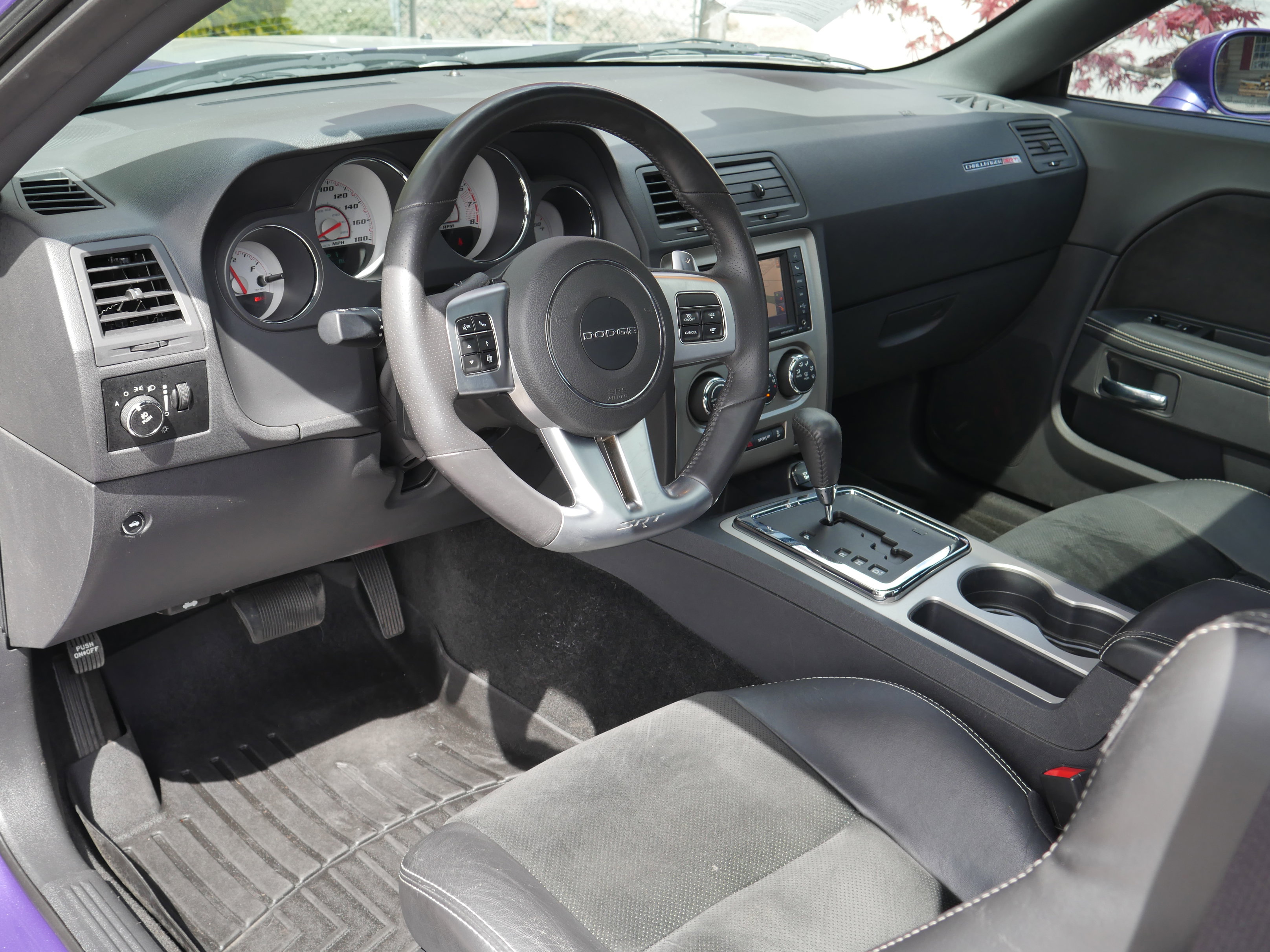 Used 2014 Dodge Challenger SRT8 RWD image 4