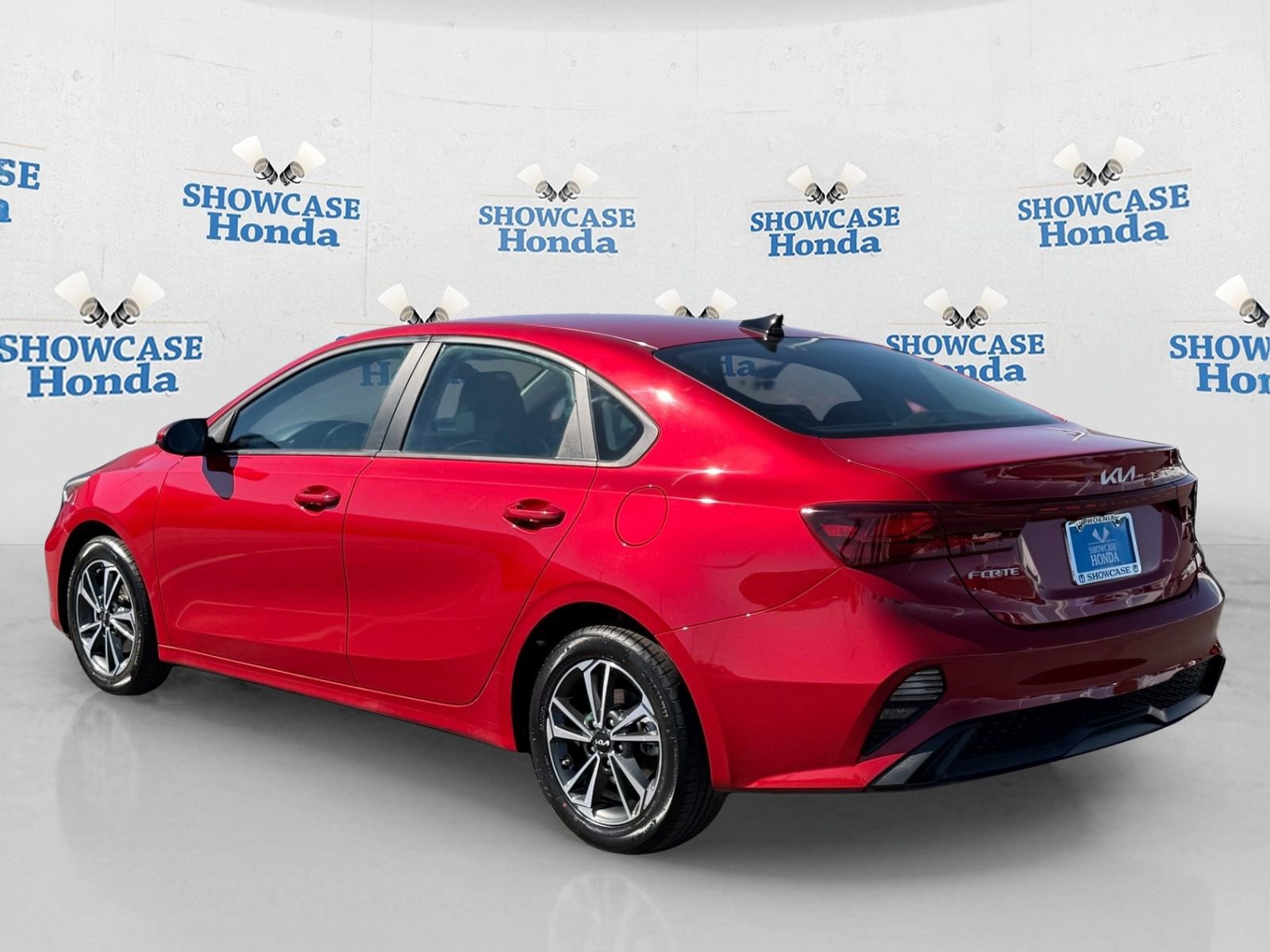 Used 2024 Kia Forte LXS image 5