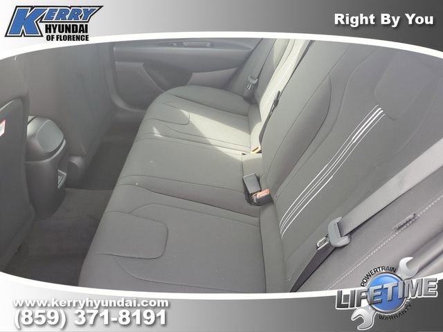 New 2026 Hyundai Elantra Sport image 12