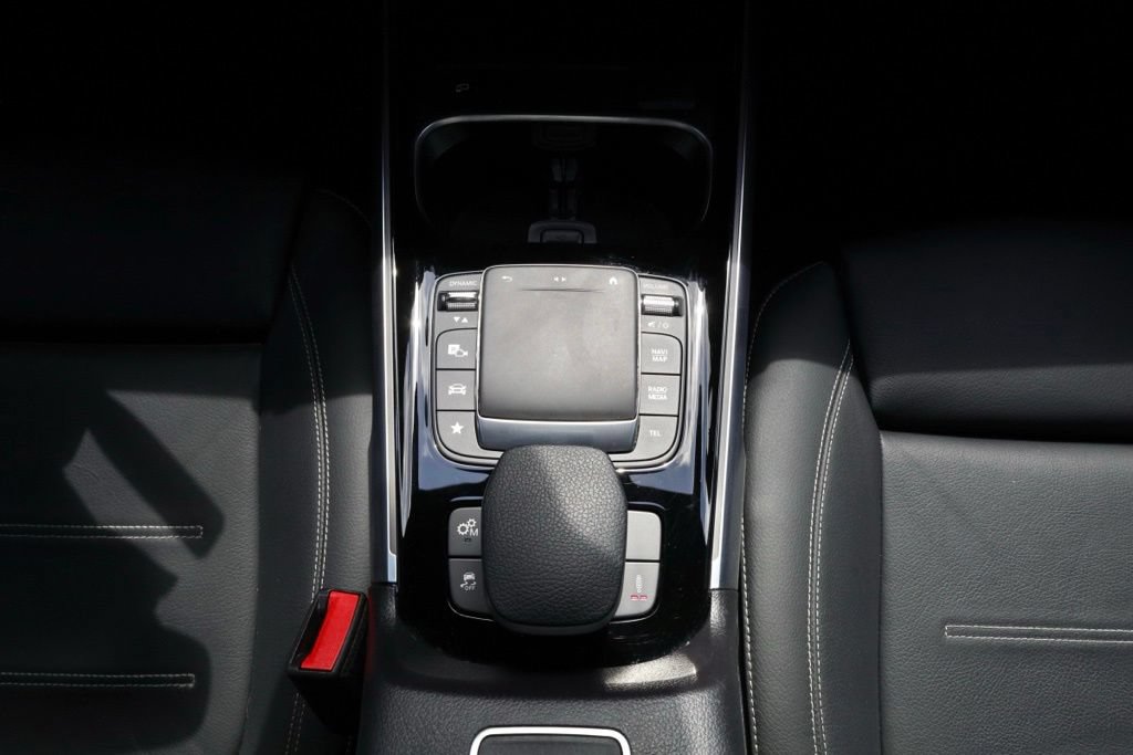 Certified 2023 Mercedes-Benz GLB 35 AMG 4MATIC image 25