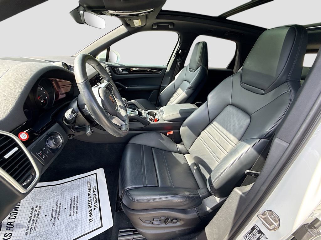 Used 2023 Porsche Cayenne image 22