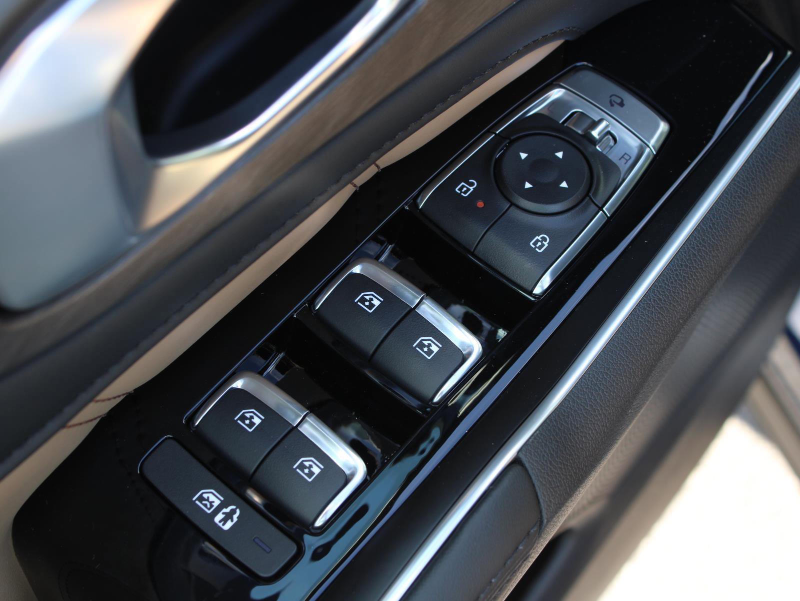 New 2026 Kia Sorento SX Prestige image 14