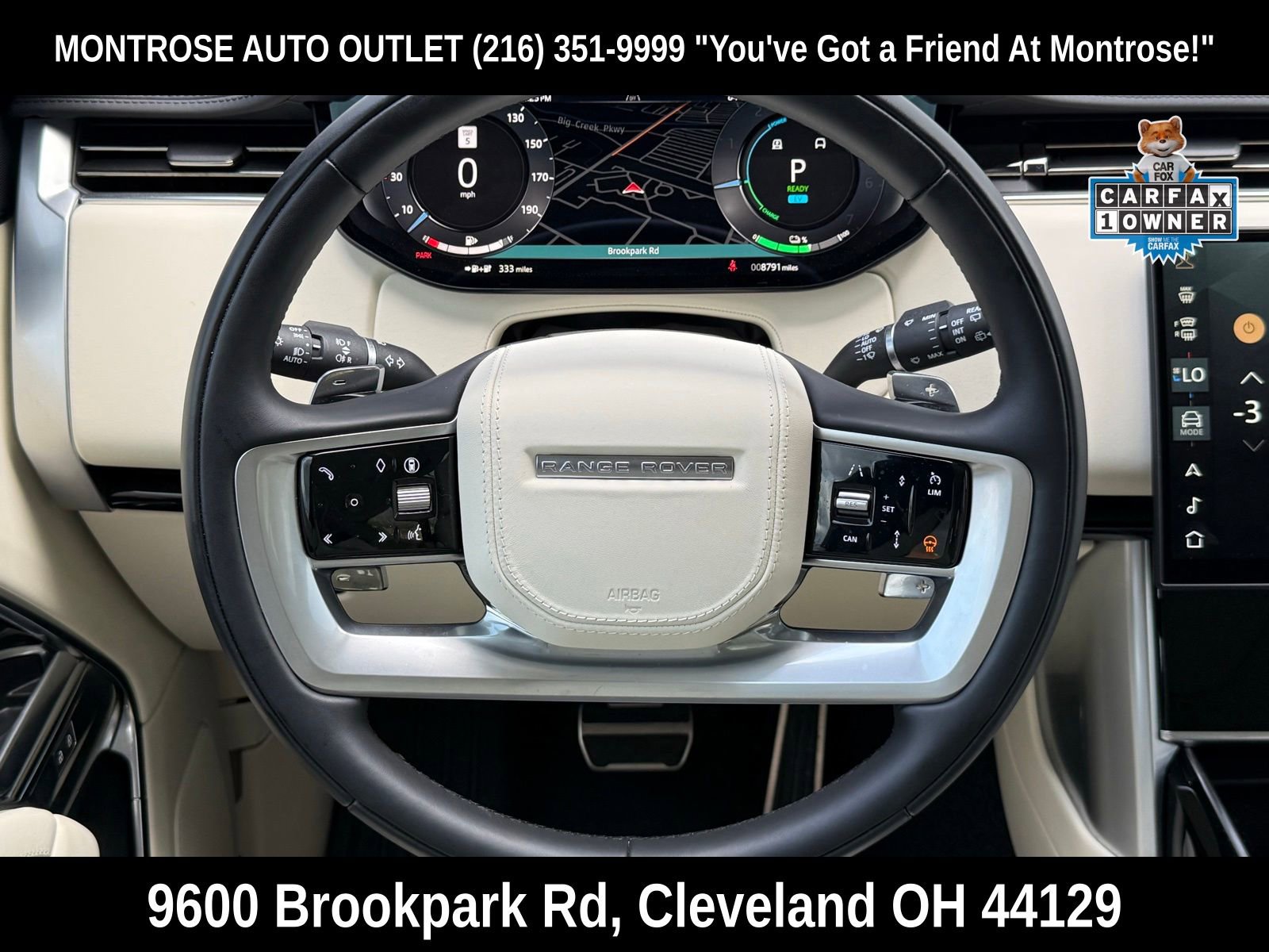 Used 2025 Land Rover Range Rover SE image 31