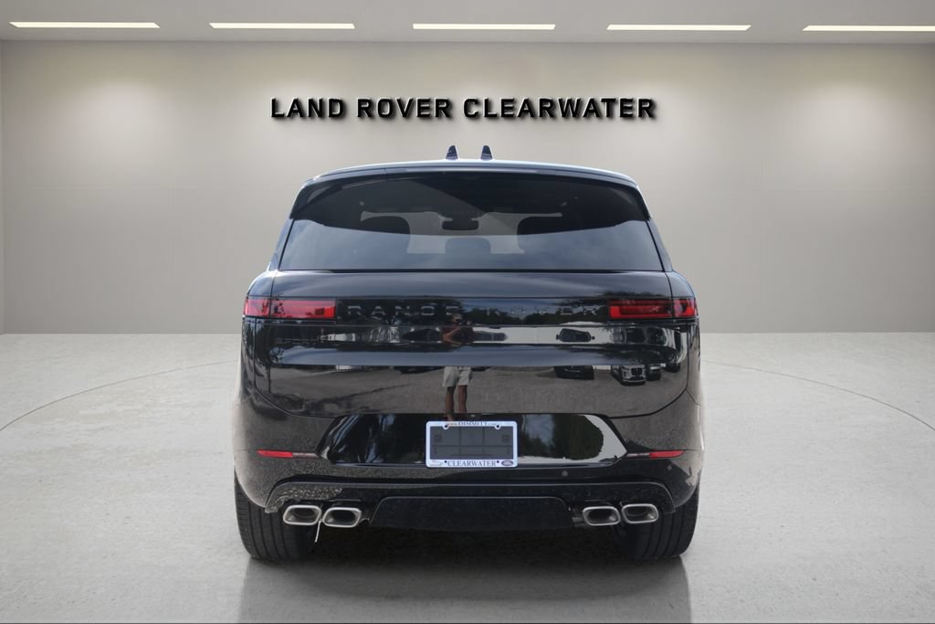 New 2026 Land Rover Range Rover Sport Dynamic SE AWD/4WD image 4