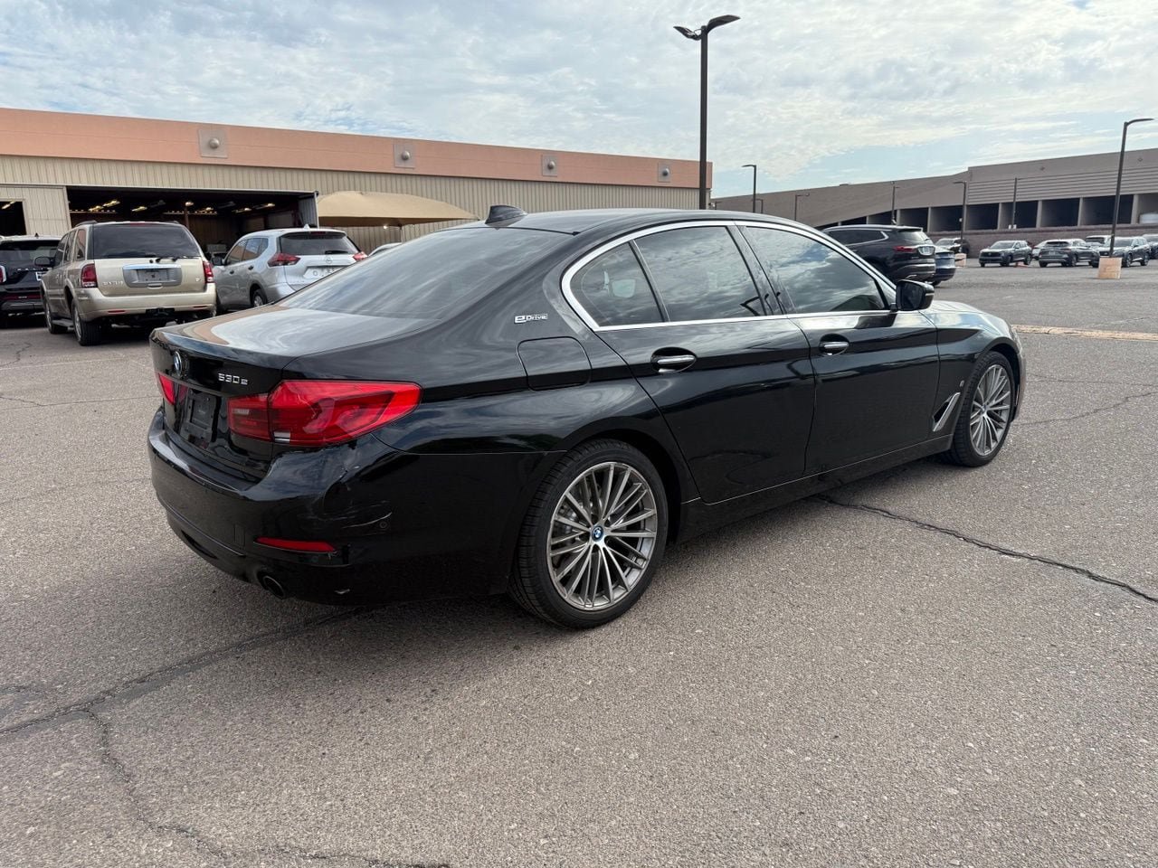 Used 2018 BMW 530e RWD image 5