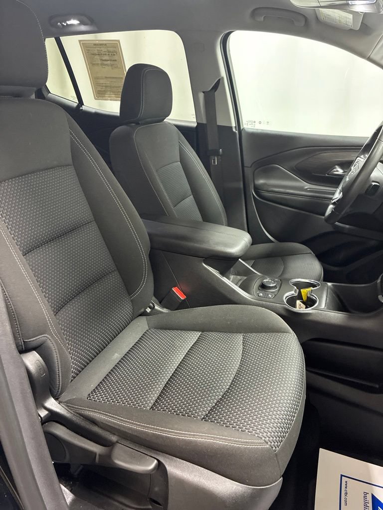 Used 2023 GMC Terrain SLE w/ Driver Convenience Package AWD/4WD image 28