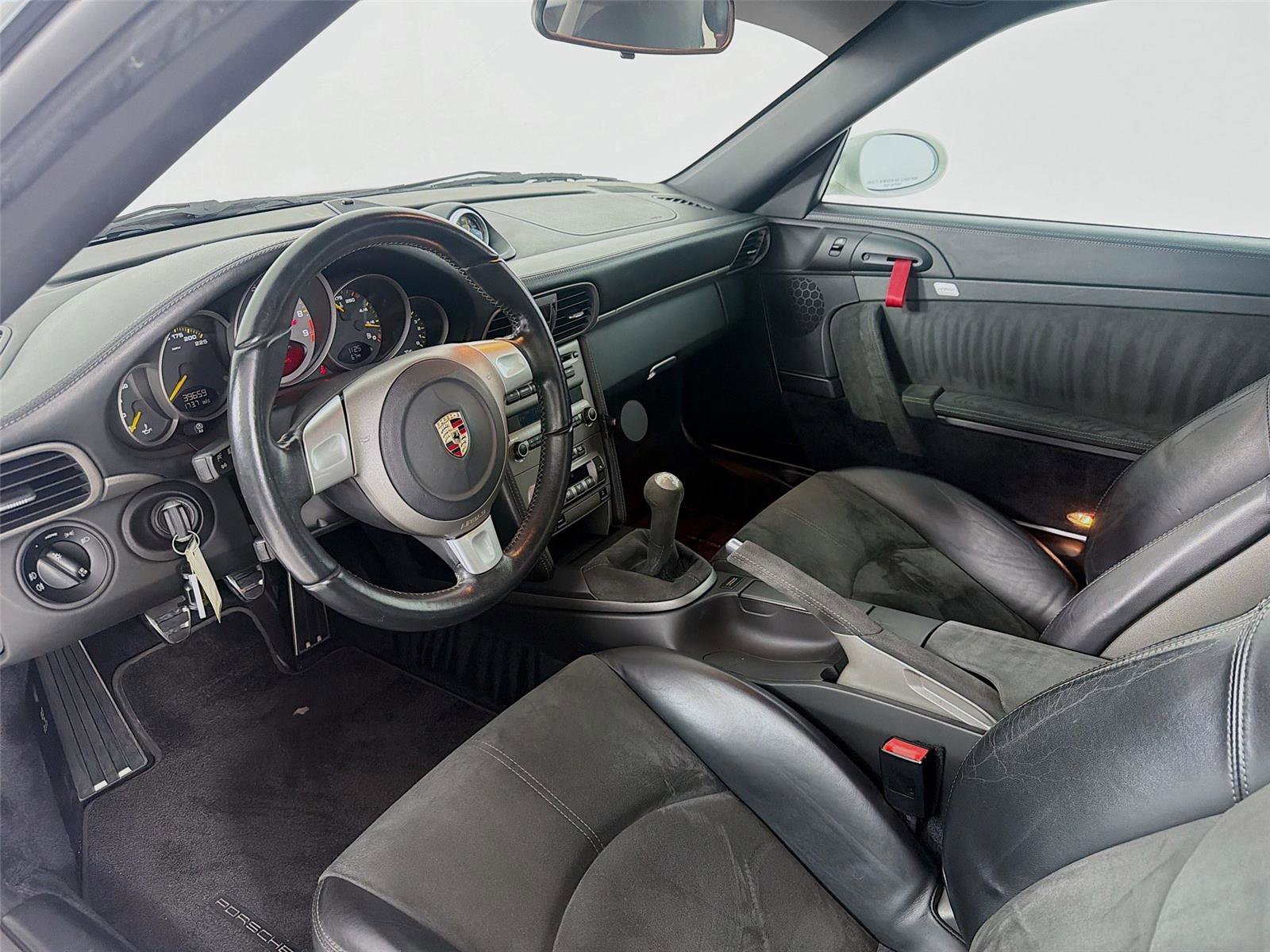 Used 2007 Porsche 911 GT3 image 4