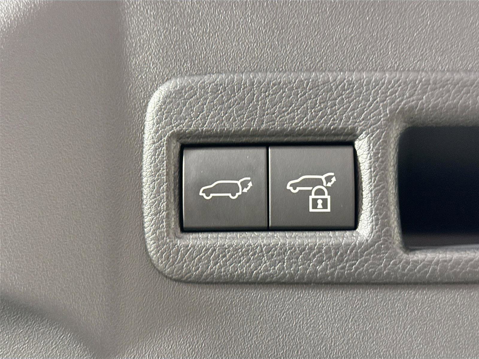 Certified 2026 Toyota bZ image 39