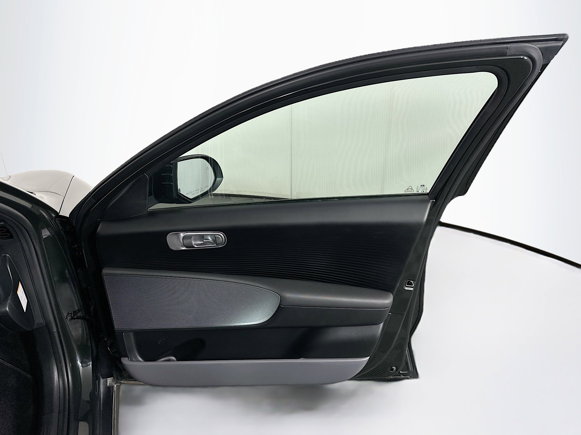 Used 2024 Hyundai Ioniq 6 SE image 32