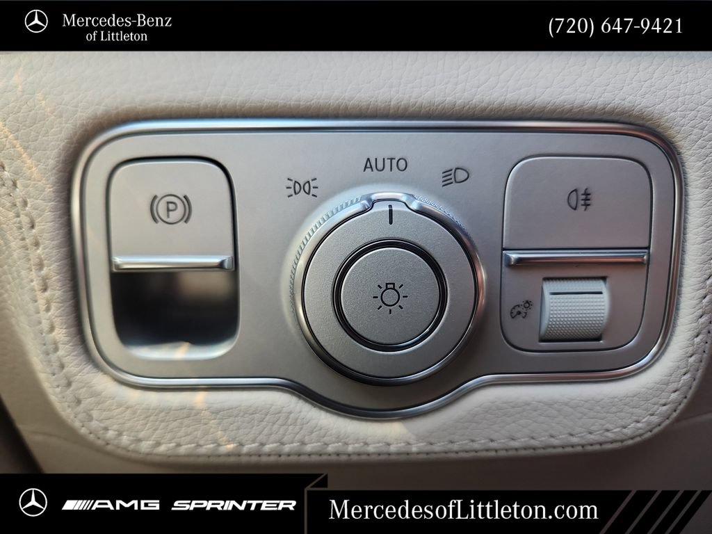 New 2026 Mercedes-Benz GLC 300 4MATIC image 21