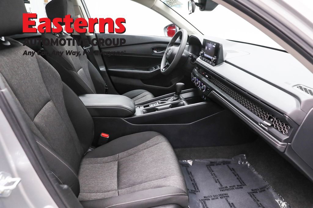 Used 2024 Honda Accord EX image 22