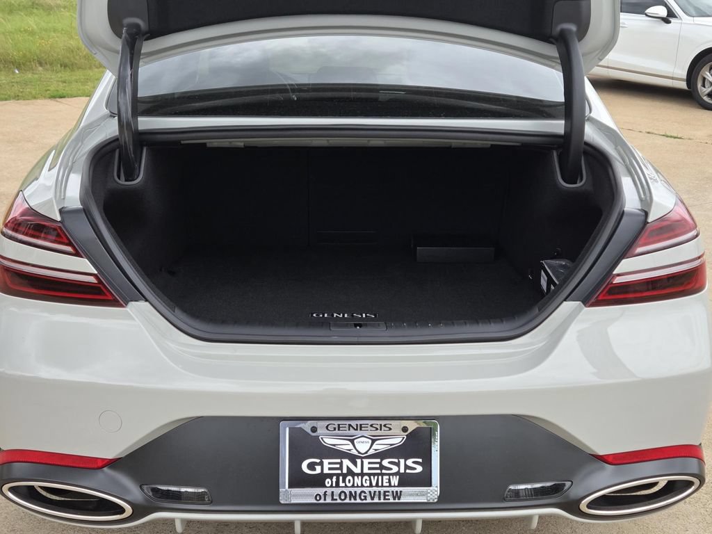Used 2026 Genesis G70 2.5T AWD/4WD image 8