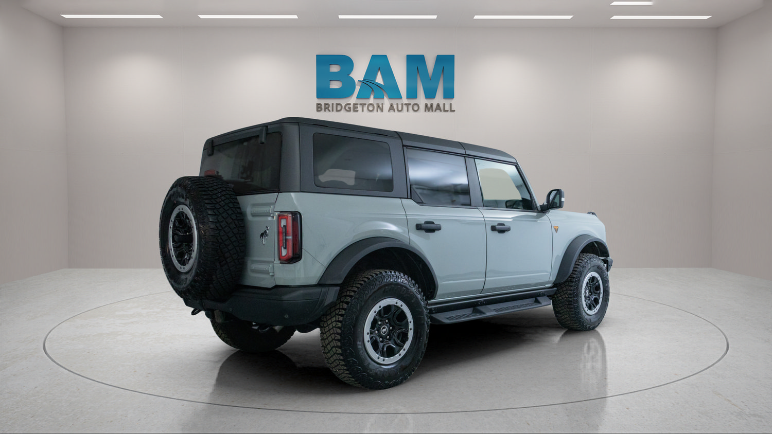 Used 2024 Ford Bronco Badlands AWD/4WD image 7