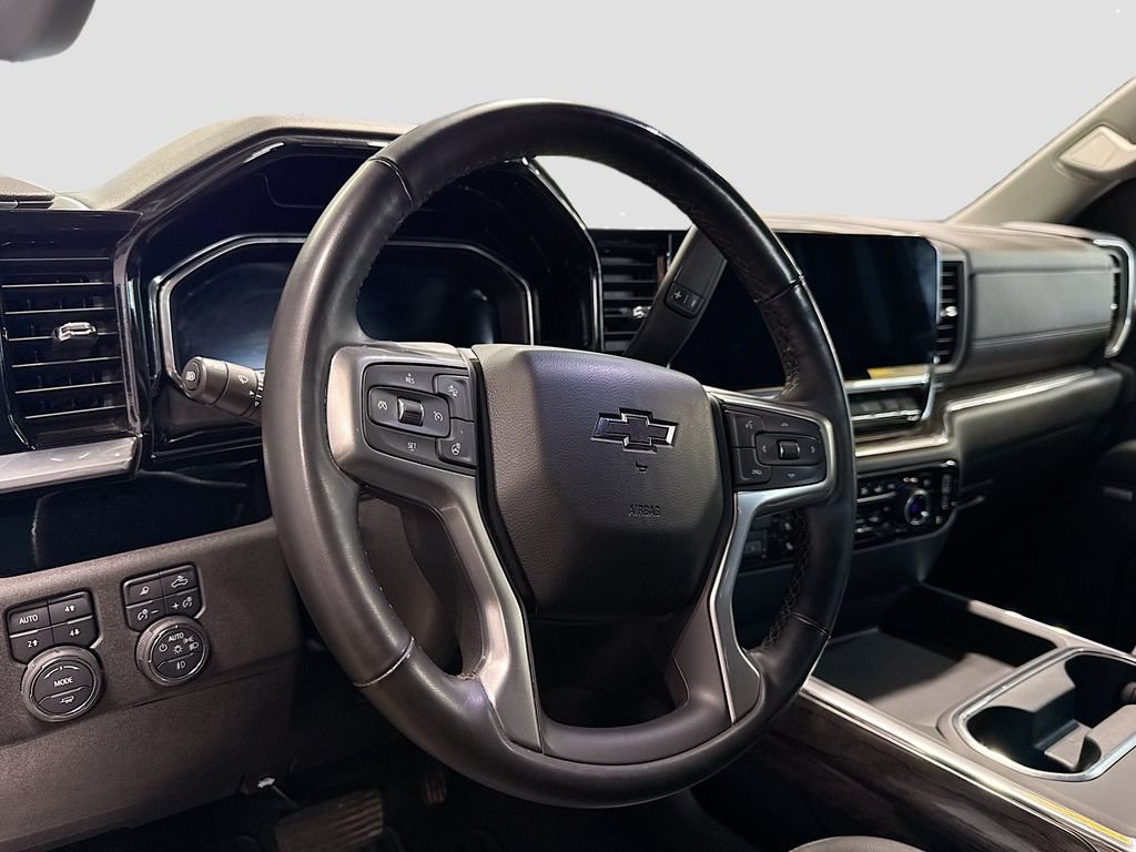 Used 2024 Chevrolet Silverado 3500 LTZ w/ LTZ Plus Package AWD/4WD image 11