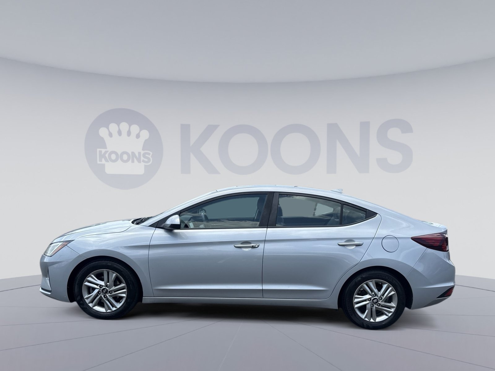 Used 2020 Hyundai Elantra Value Edition FWD image 2