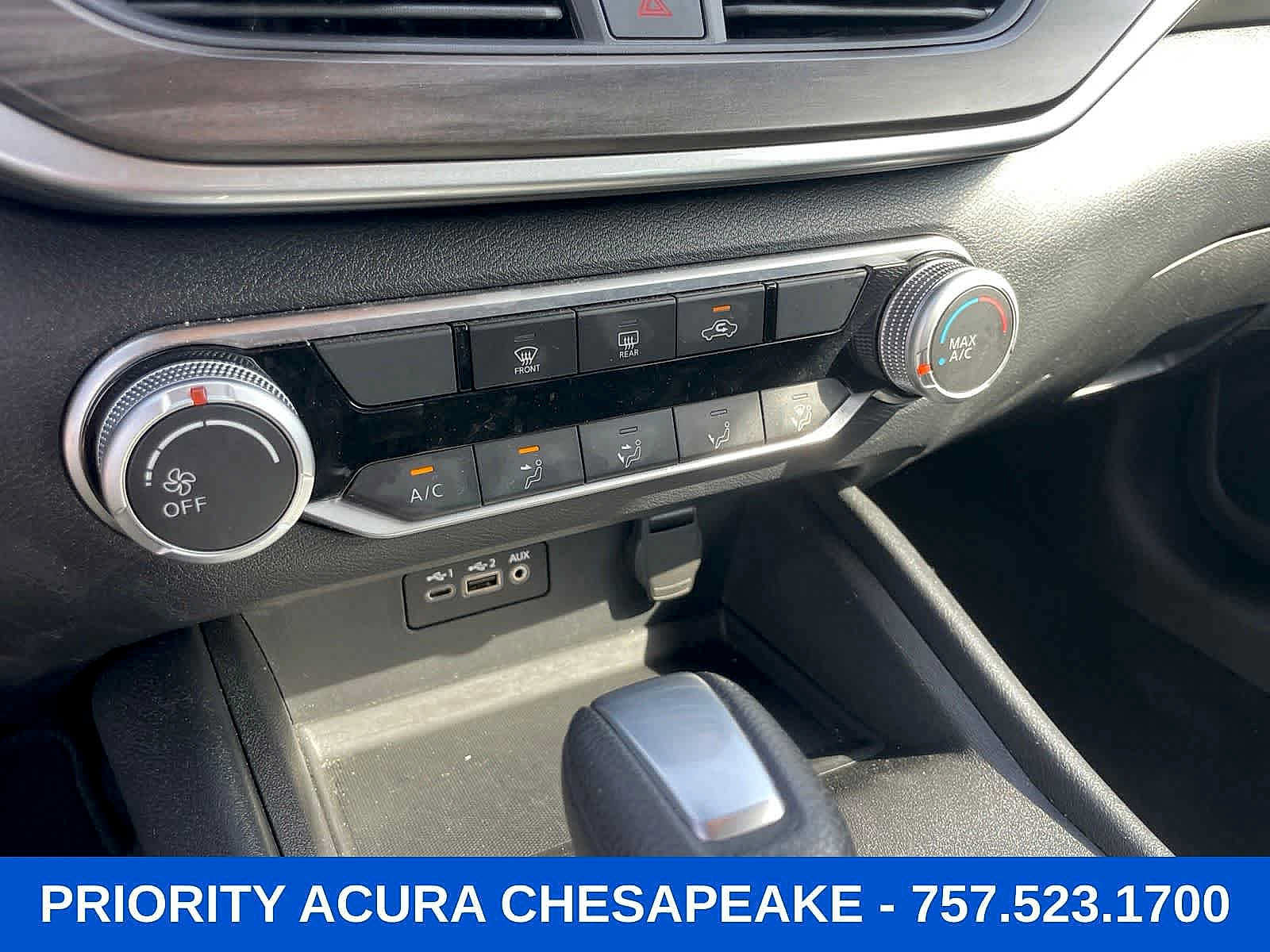 Used 2025 Nissan Altima 2.5 SV FWD image 16