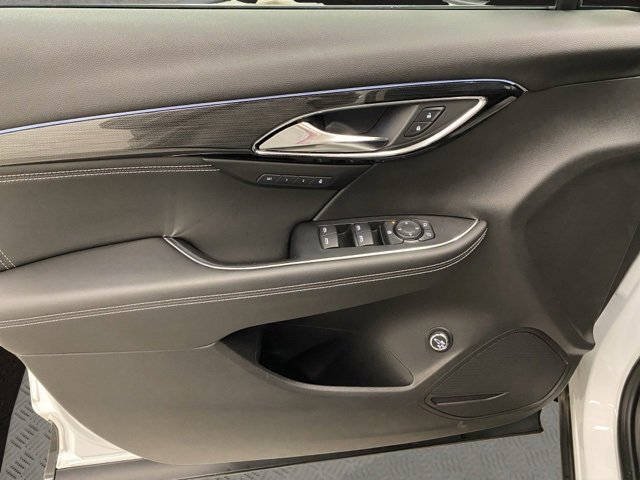 Used 2022 Buick Envision Essence w/ Sport Touring Package image 23