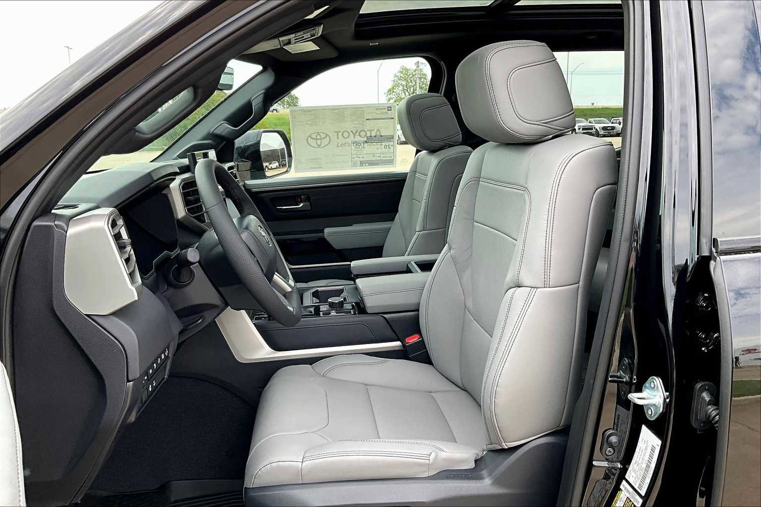 New 2026 Toyota Tundra Limited image 9