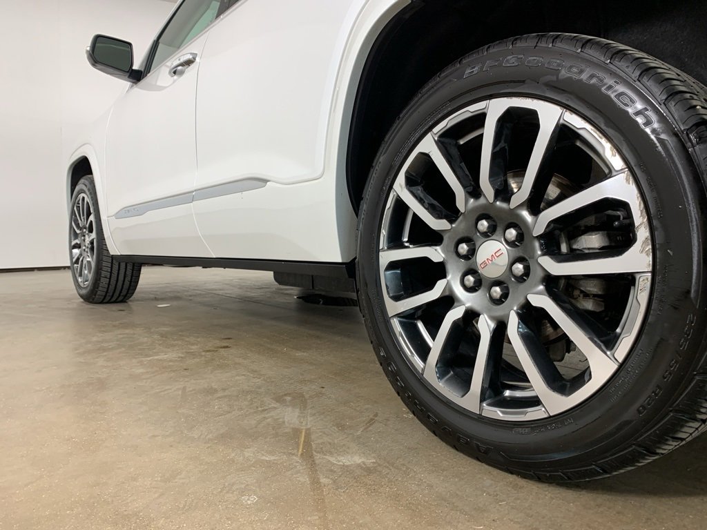 Used 2020 GMC Acadia Denali w/ Denali Ultimate Package image 17