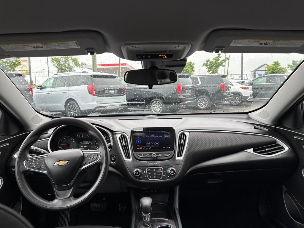 Used 2023 Chevrolet Malibu LT FWD image 21